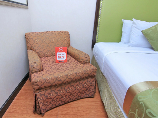 NIDA Rooms Mon Tang