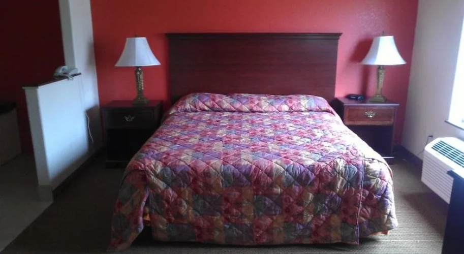 Robinson Inn and Suites
