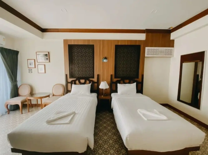 Deluxe Twin room with balcony and with city view