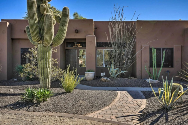 North Phoenix Desert Gem w/ Yard & Hot Tub!