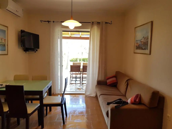 Glyfada Beachfront Apartment A3g