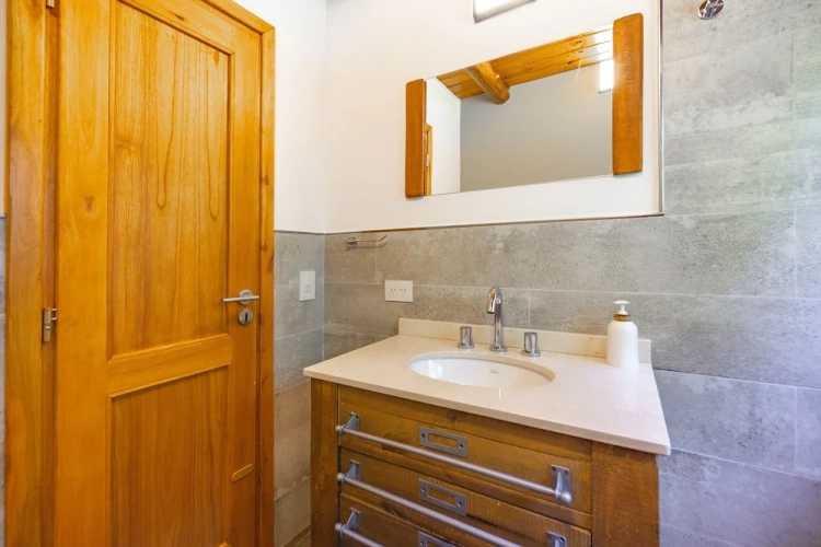 2 Bedrooms Cottage
