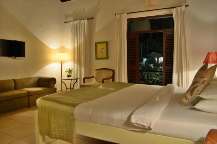 Suite with balcony