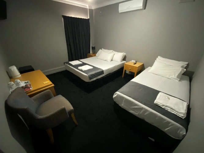 Standard Twin room