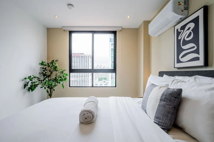 w Scenic 1BR w Panoramic City View in Calle 50