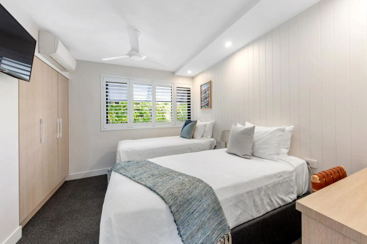 Pisces Apartment 5