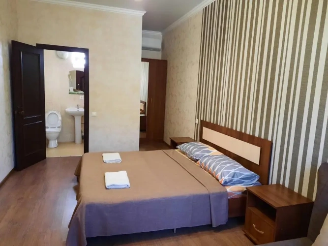 Standard Double room with view