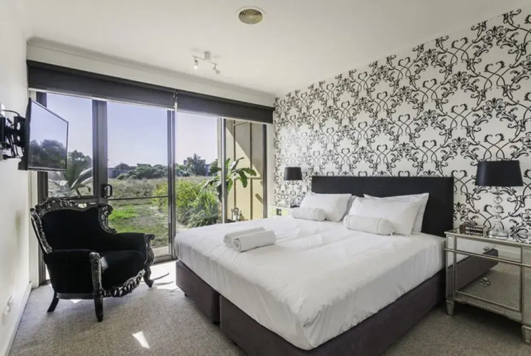 3 Bedroom Condo With Golf Course Views