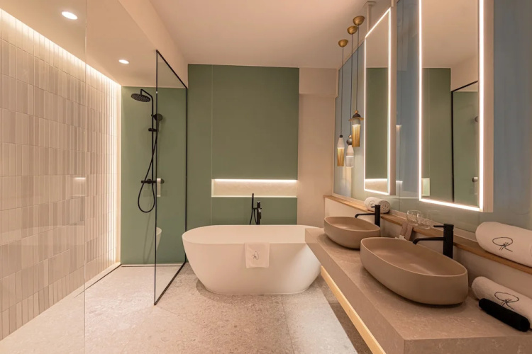 REED Boutique HOTEL & BISTRO