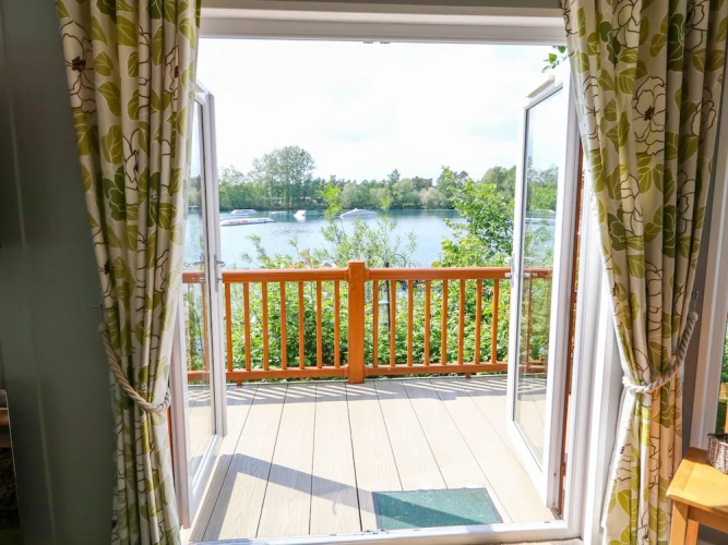 4 Castle View