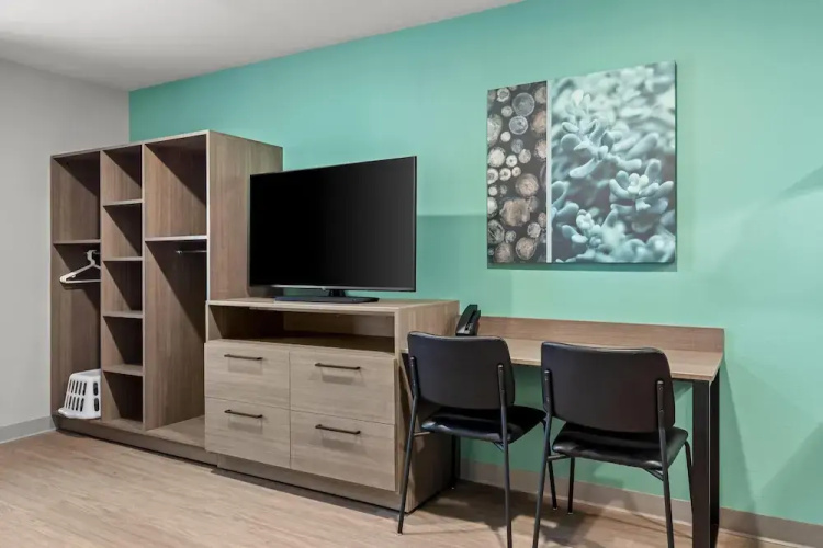 Echo Suites Extended Stay By Wyndham Atlanta-conyers - Conyers, GA