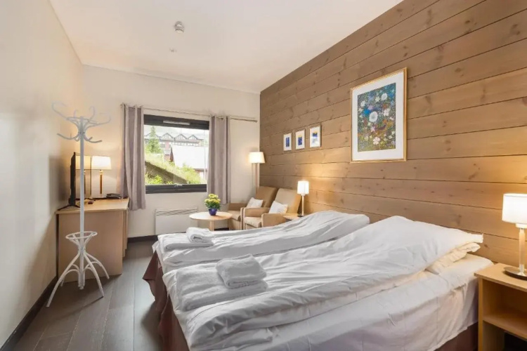 Highland Lodge