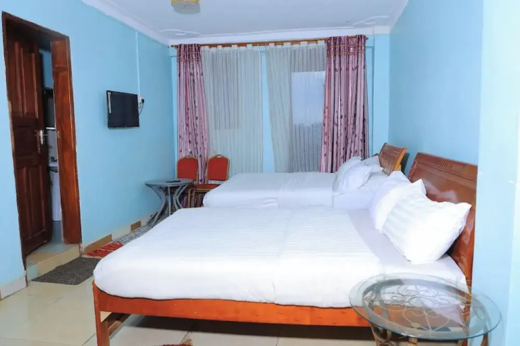 Buddiez Platinum Hotel
