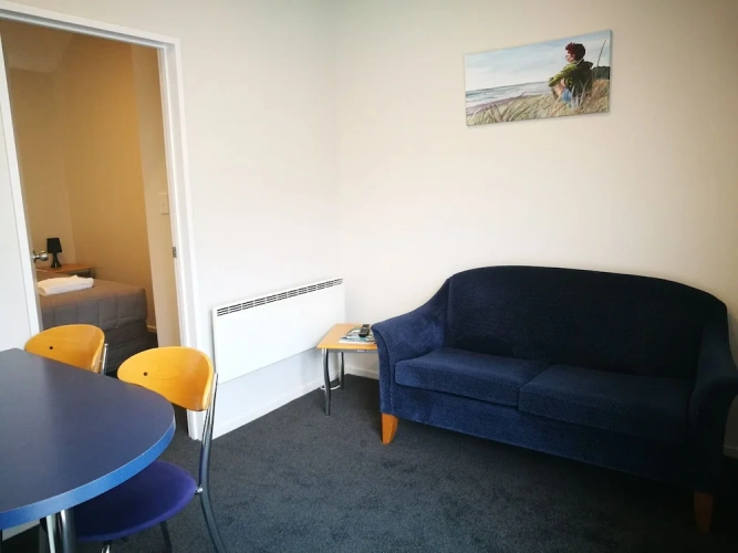 1 Bedroom Standard Suite