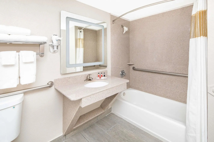 Ramada Limited Suites Alpharetta