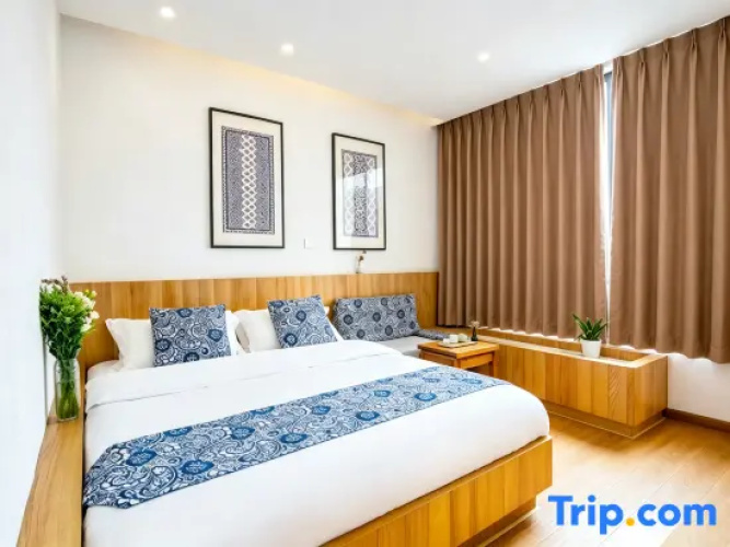 Standard Double room with river view