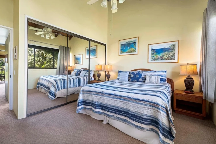 Kona Makai #2-303: Beautiful Top Floor Ocean View W/ac