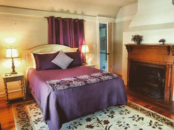 Dolan House B&B