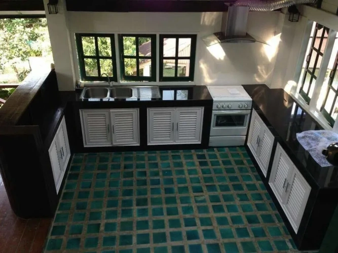 3 Bedrooms Cottage