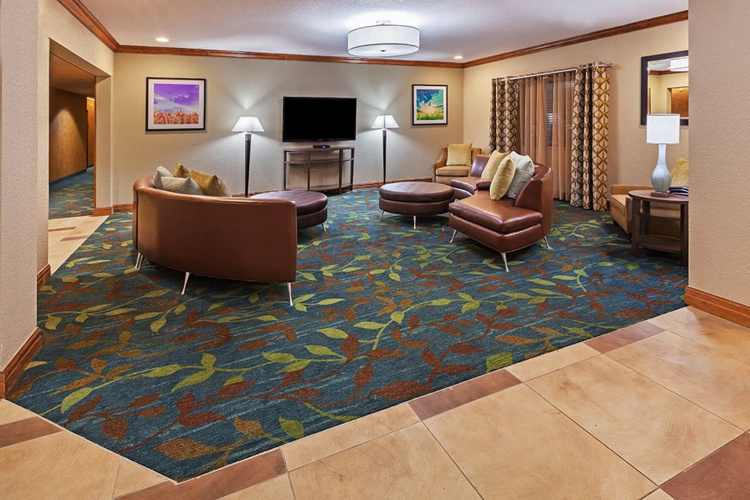 Candlewood Suites Tulsa