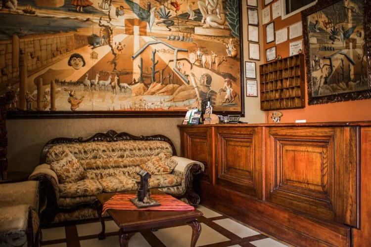 Lost Inn La Paz