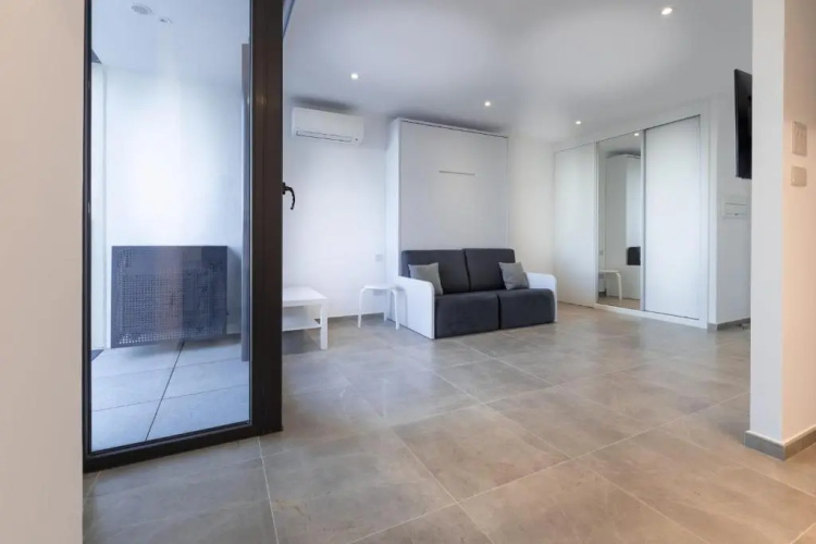 Great Studio With View-hosted by Sweetstay