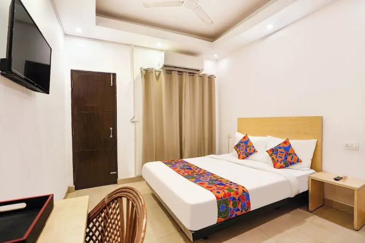 Fabexpress Prime Inn