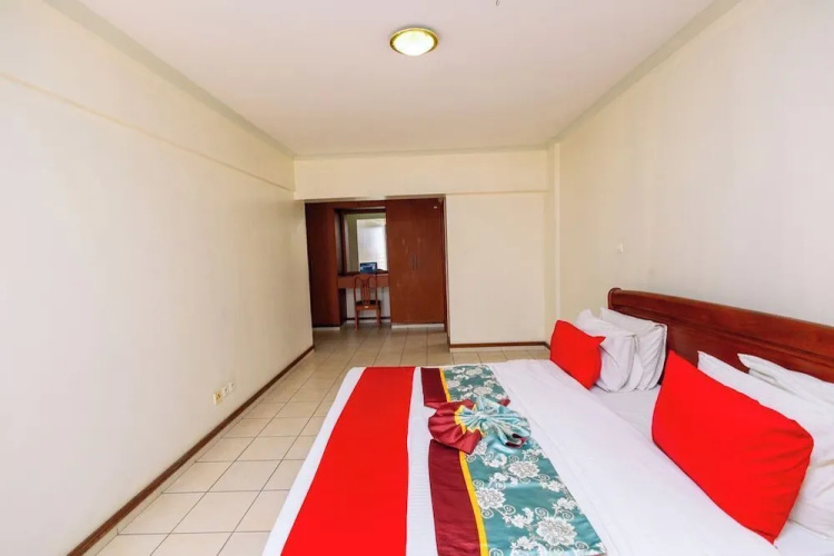 Altis Apartments