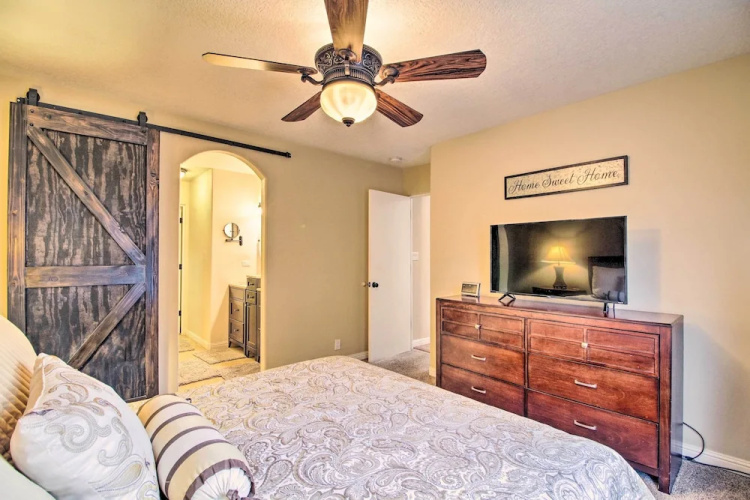 Albuquerque Vacation Home Rental w/ Hot Tub!