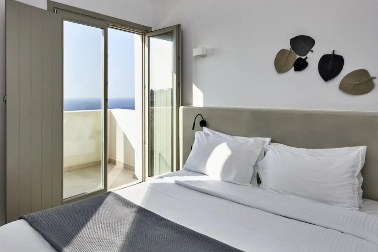 Double Junior Suite with balcony and with sea view