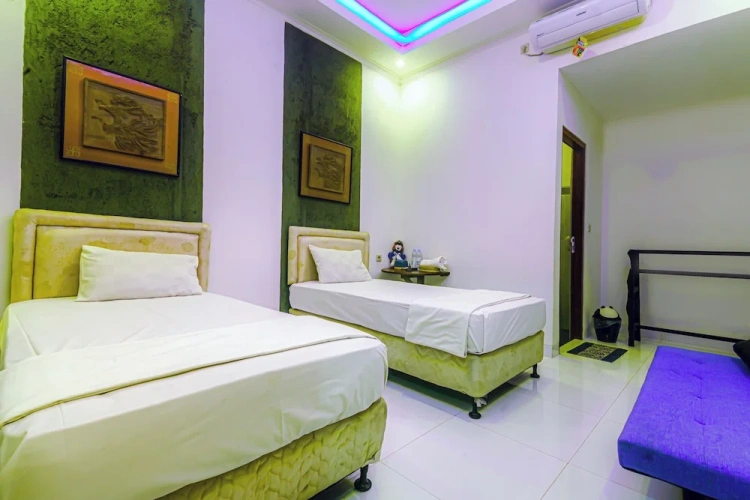 Deluxe Twin room