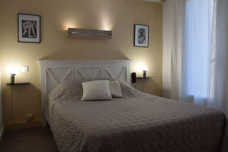 1 Bedroom Economy Double Basement room