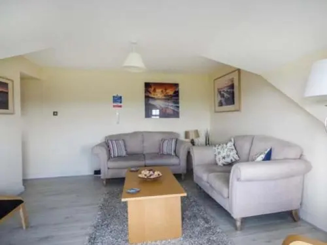 Flat 11