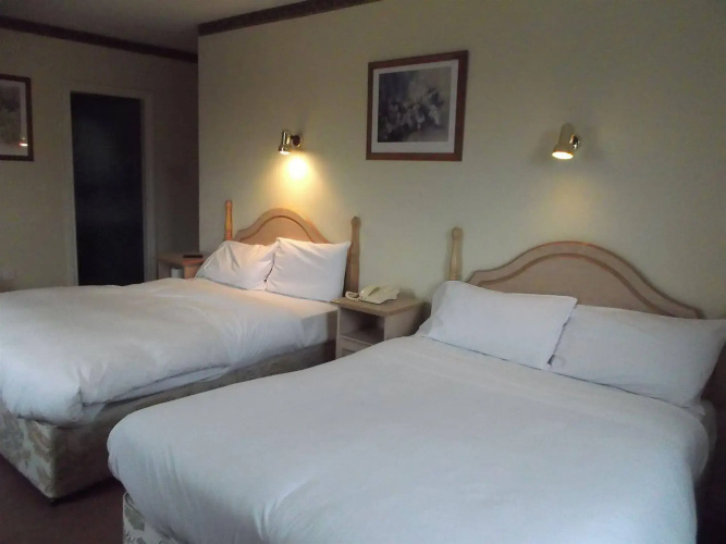 Dalys Inn