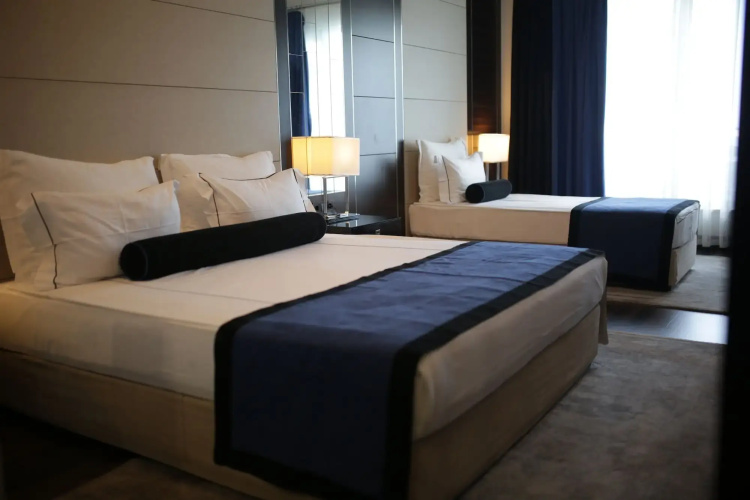 Northdoor Hotel