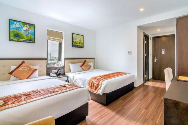 Dana Marina Hotel