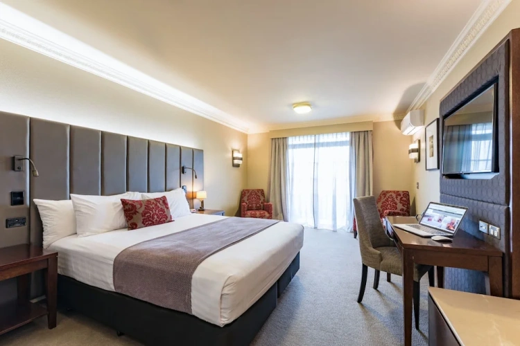 Deluxe Double room with balcony