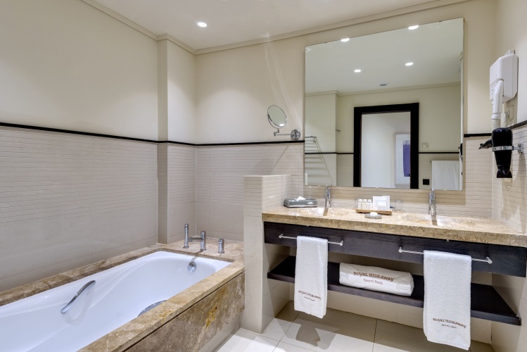 Royal Hideaway Sancti Petri photo 8