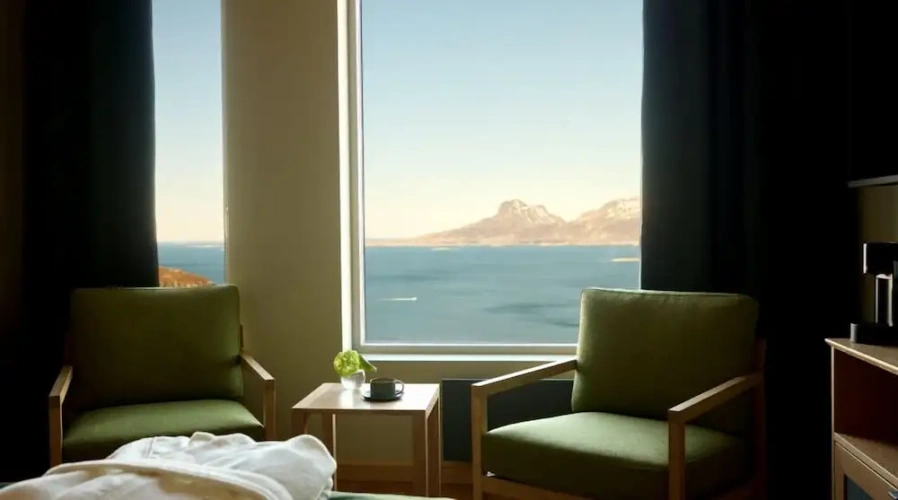 Superior Twin room with ocean view