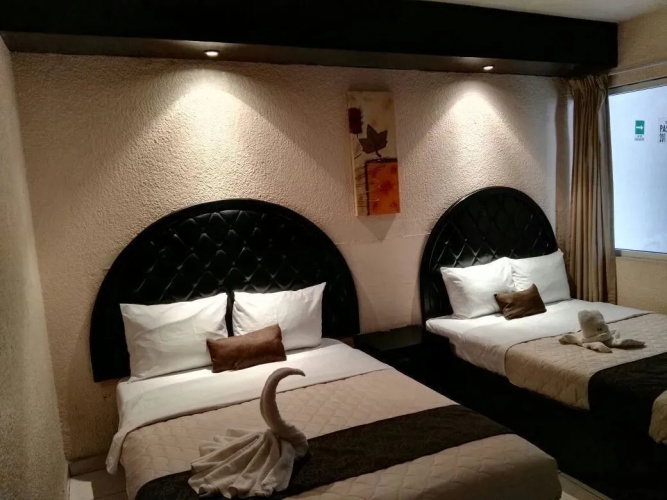 Dorada Inn