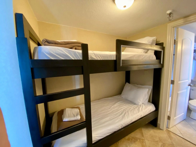 Radisson Suite Hotel Oceanfront