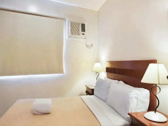 Collection O Avitel Hotel near Osmena Highway, PNR Pasay Station, Metro Manila