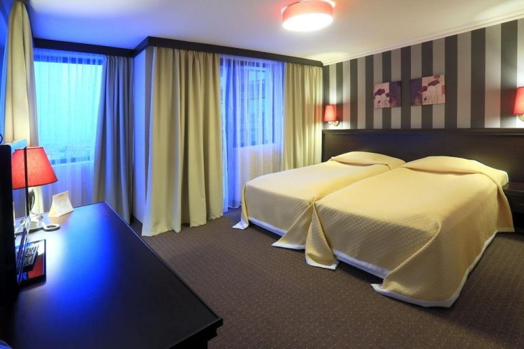 Royal Park Hotel & Apartments