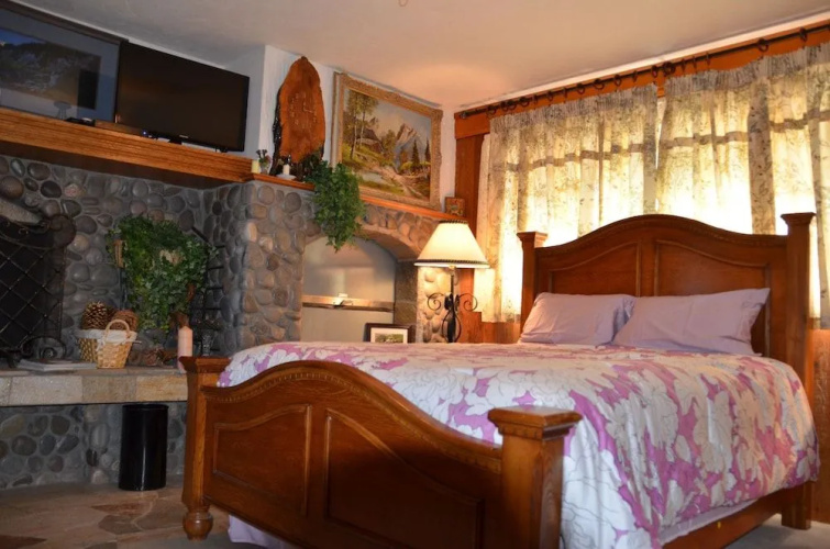 Where Eagles Fly Bed & Breakfast