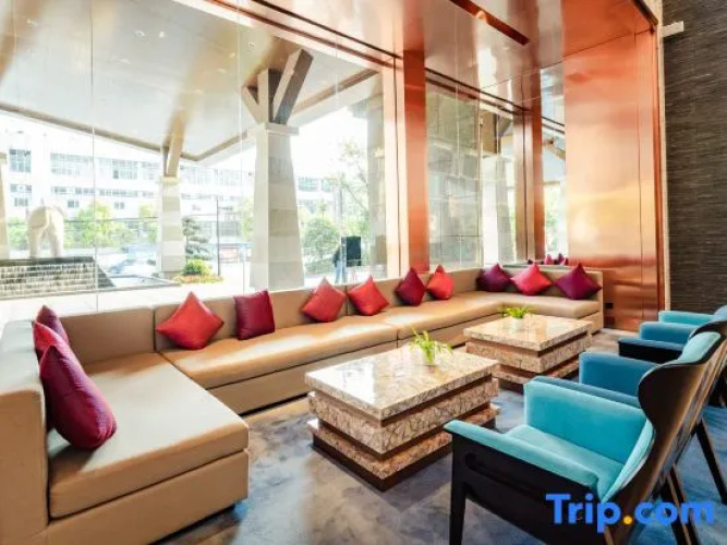 Wanxiang Hot Spring Holiday Hotel