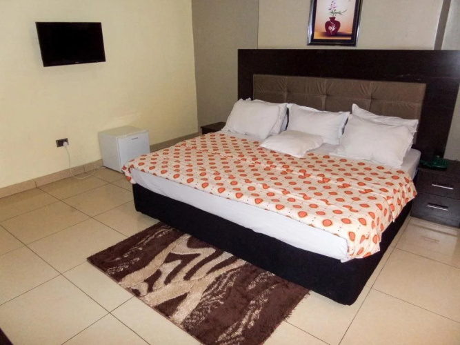 Regia Luxuria Hotel & Suites