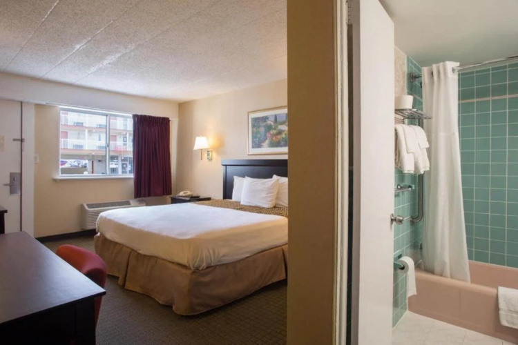 Atlantic Motor Inn