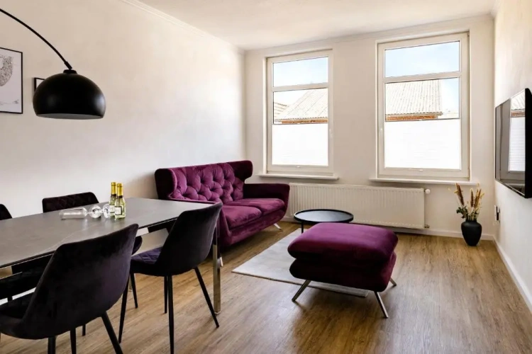 2 Bedrooms Apartment