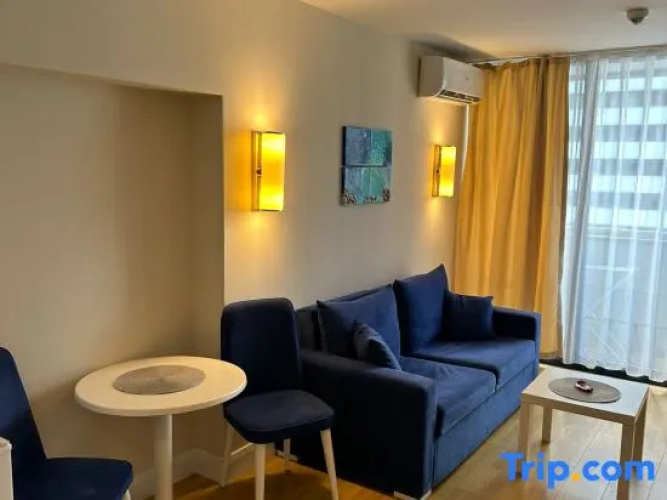 Sea View Apartment, 1st Line