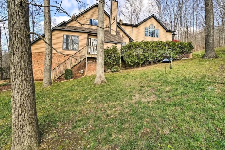 4 Bedrooms Cottage
